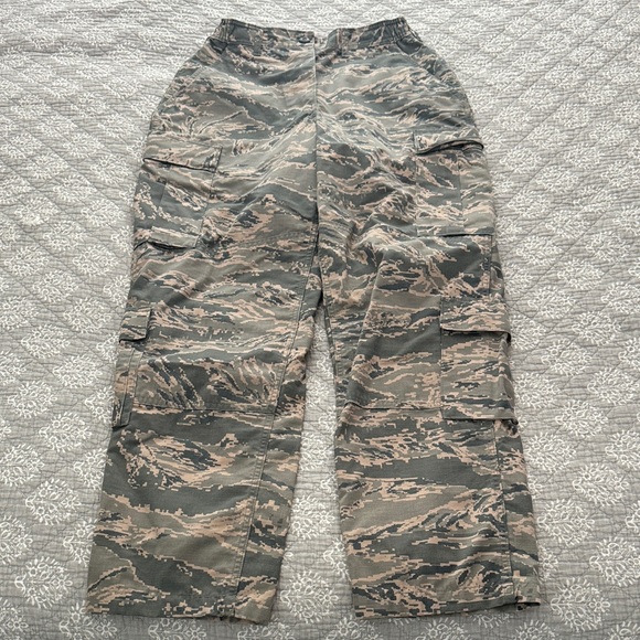 U.S. Air Force Cargo Camo Utility Pants - Picture 1 of 5